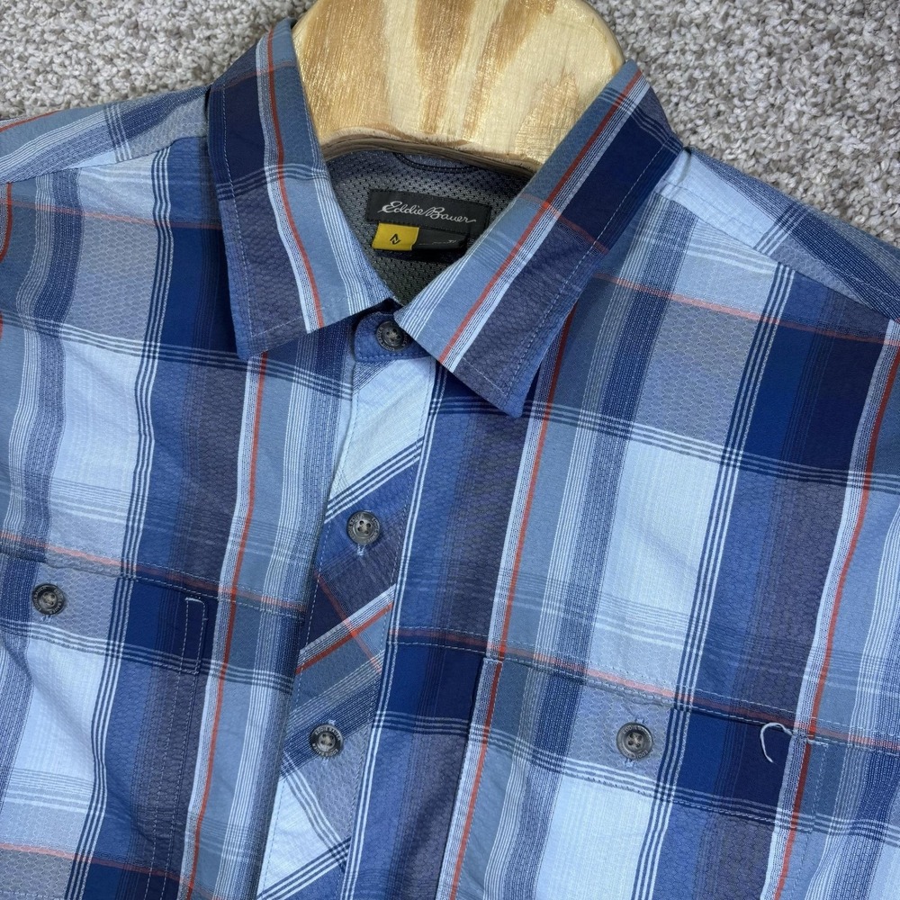 Eddie Bauer Shirt Mens LT Blue Plaid Short Sleeve Nylon Button Up Outdoor